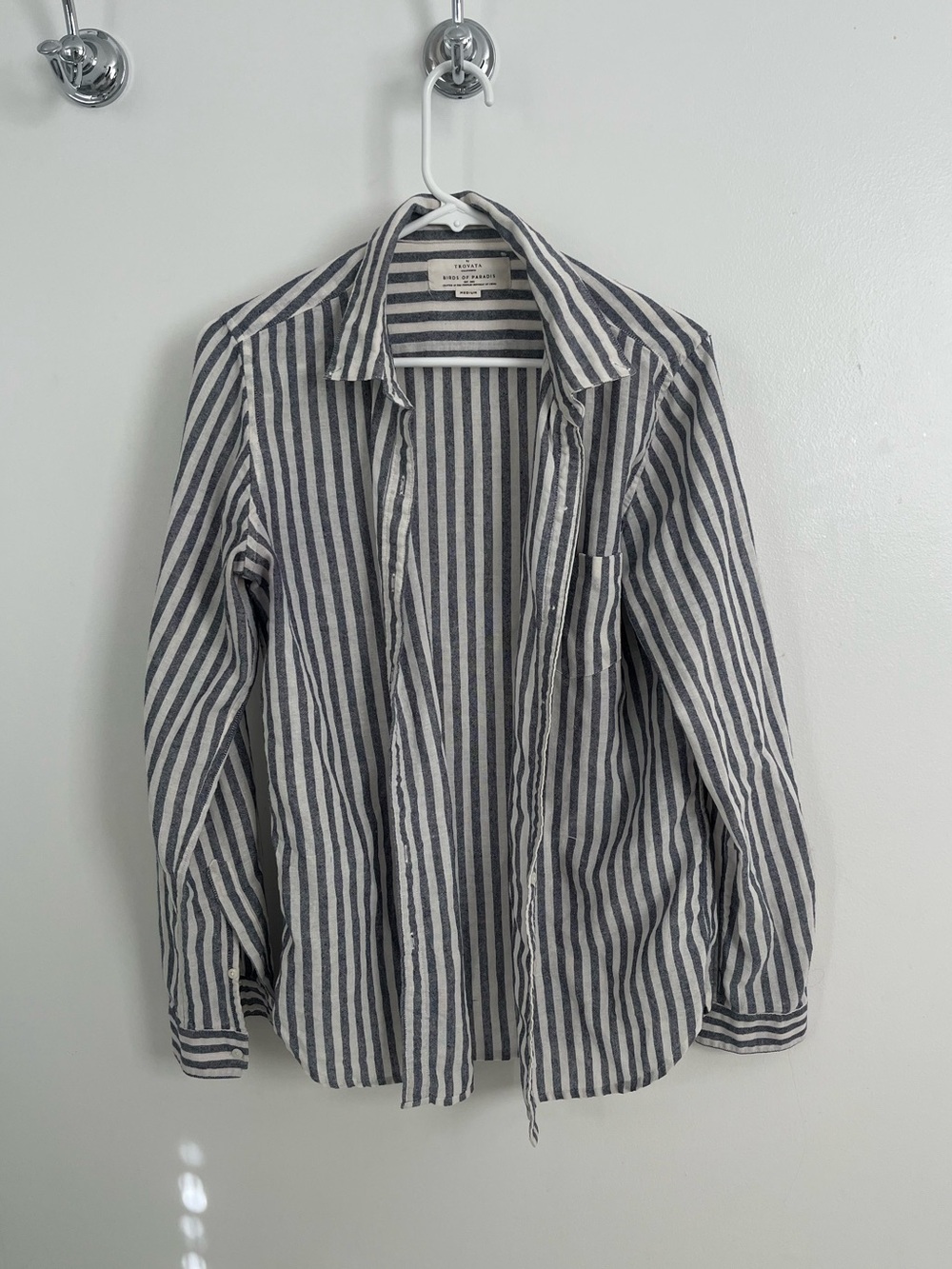 100% cotton Trovata Birds of Paradise Striped Buttondown longsleeve blouse sizeM